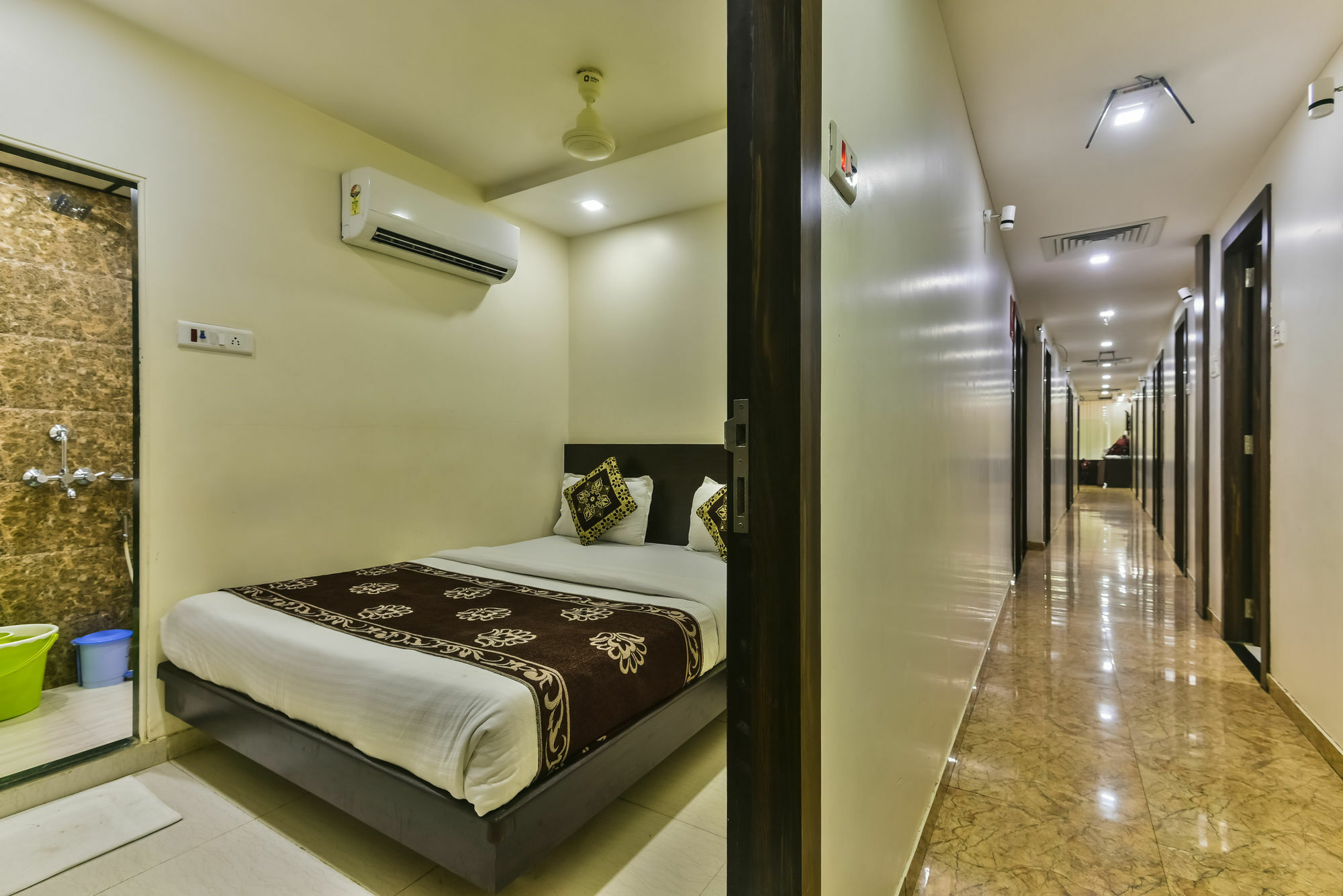 Hotel Guestinn Residency Mumbai Dış mekan fotoğraf