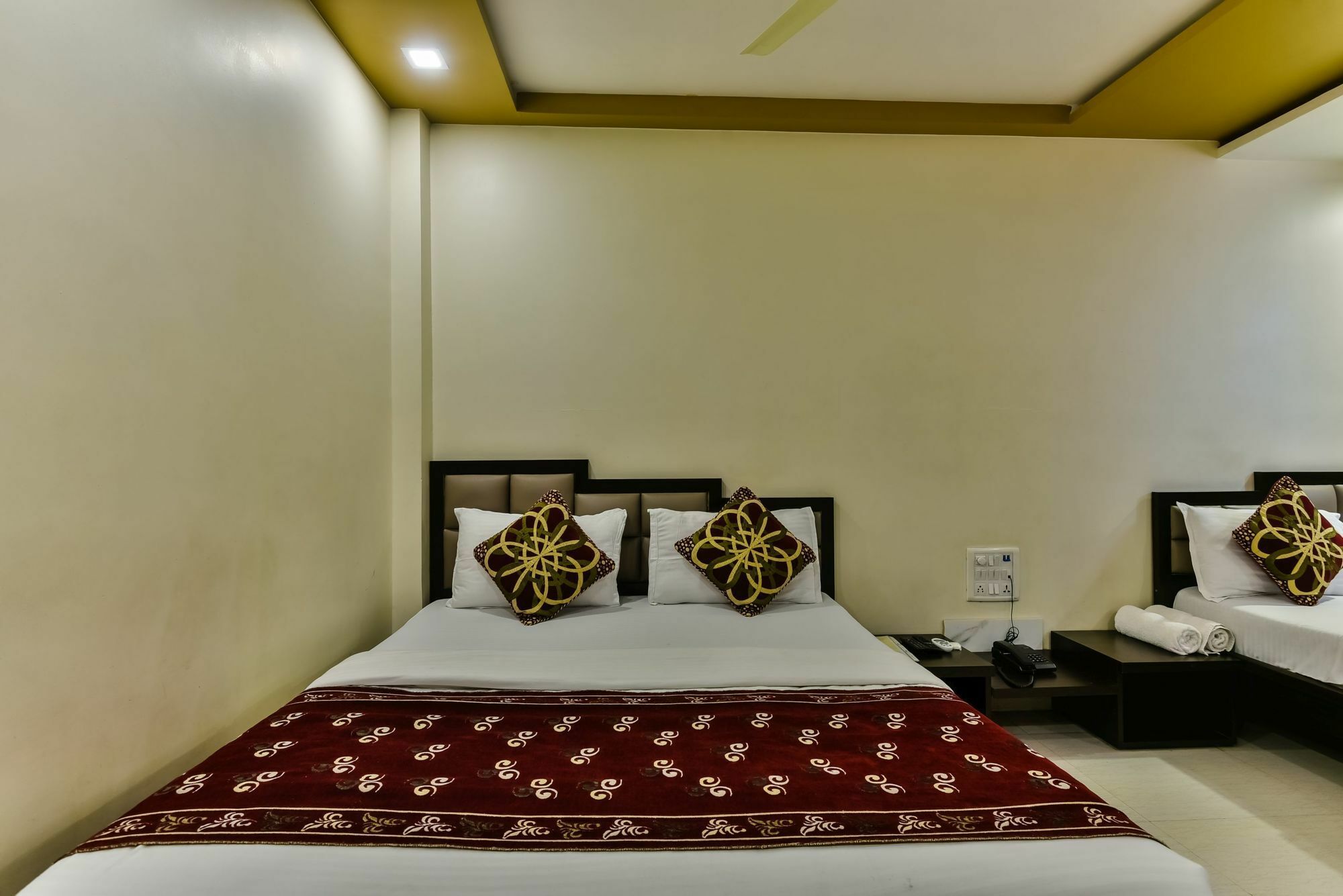 Hotel Guestinn Residency Mumbai Dış mekan fotoğraf
